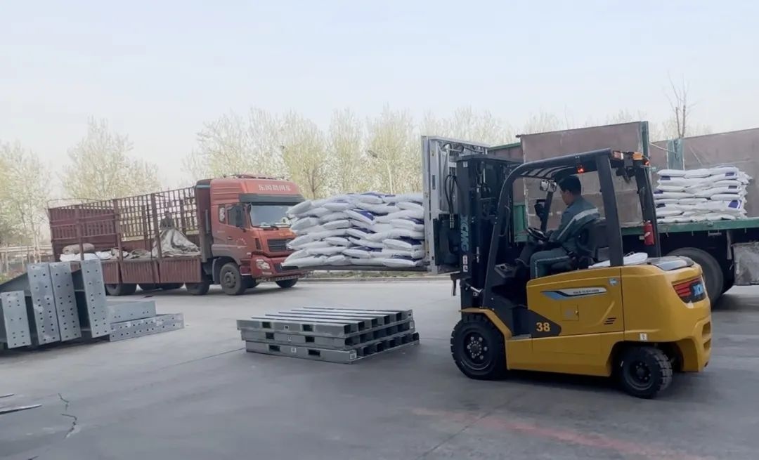 pp电子叉车助力食物行业清静绿色生长