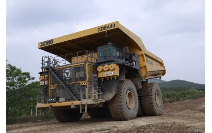 矿山大块头“实力出海”，，，，，，，，pp电子矿山机械的国际化征途