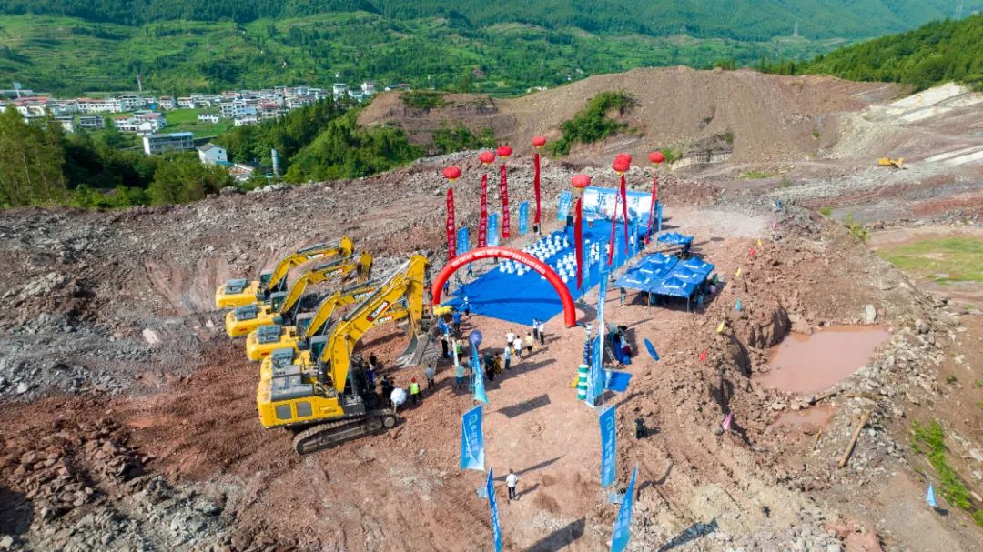 矿山之巅，，，，，，，，蜀道论剑！pp电子邀您共鉴绿色施工新纪元