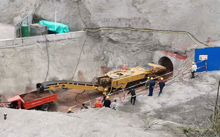 水利隧洞！pp电子隧道掘进机买通要害一环！