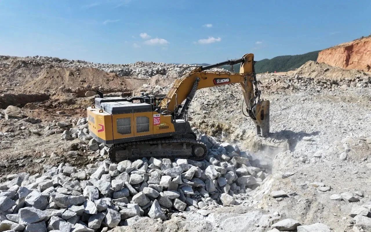 携手出击！pp电子中大挖奏响新能源工业生长新序曲