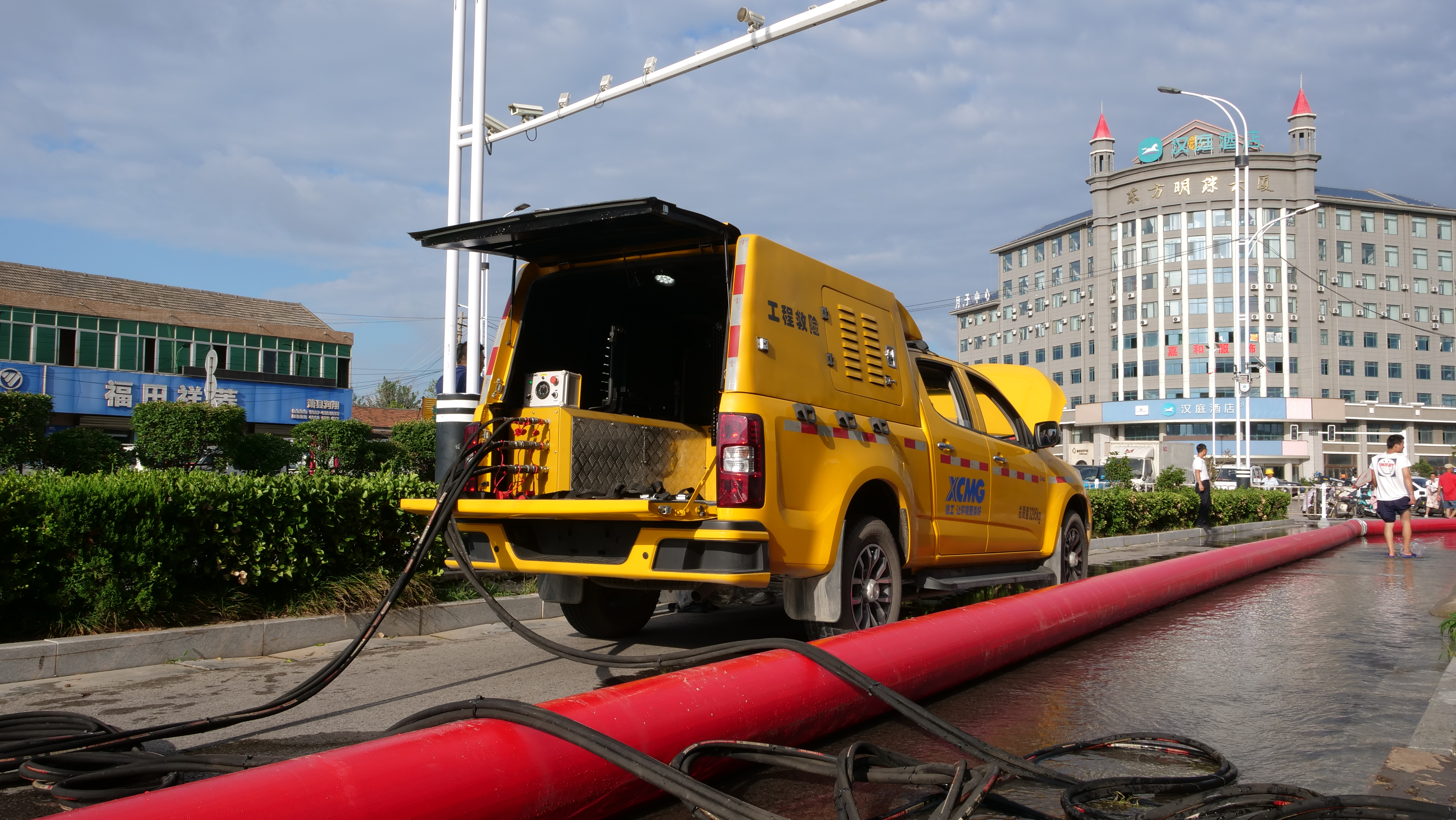 “皖”手偕行！pp电子排涝救援队紧迫出征！