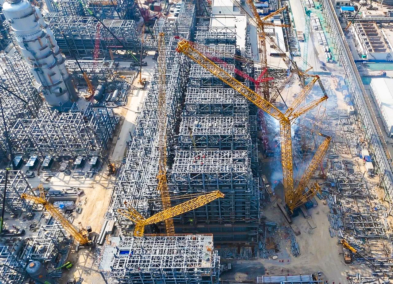 总重9000吨！XGC12000助力大型石化乙烯项目对流段？？？？？？？榈踝