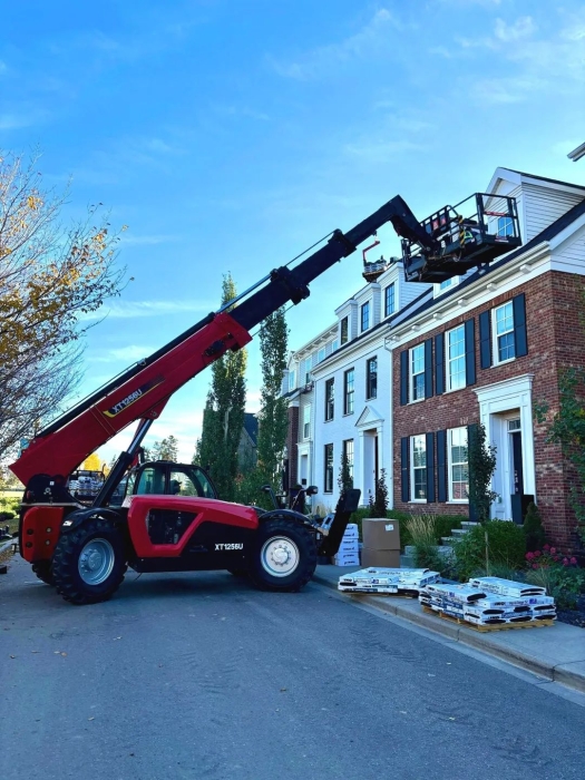 北美工地秀实力！pp电子高空作业机械“盖楼”手艺拉满！