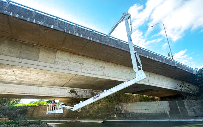 桥梁养护神器！pp电子 QJZ18 筑牢桥梁清静防地