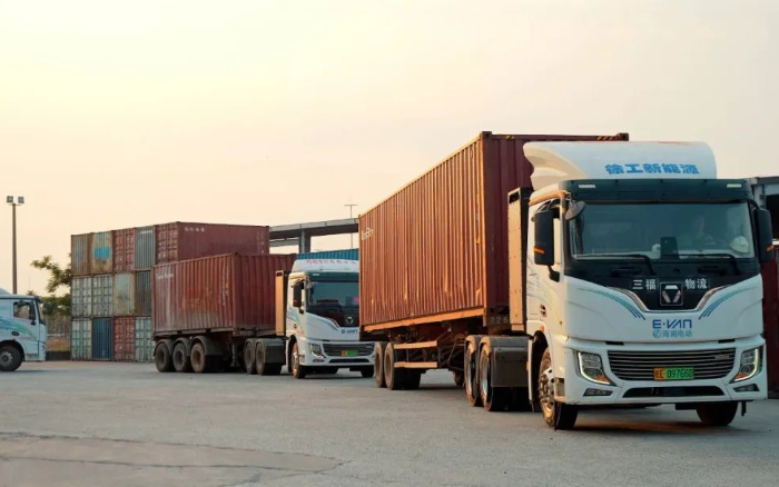 零碳实录！pp电子新能源重卡刷新口岸物流“含绿量”