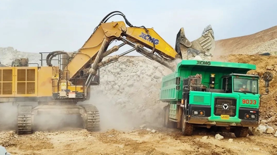 绿色高效+驻矿效劳，，，，，，，，pp电子矿山机械真给力！